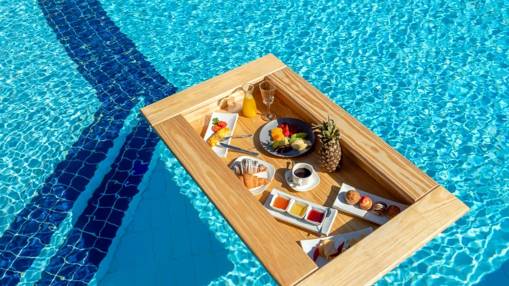 الفندق لونج بيتش ريزورت - الغردقة